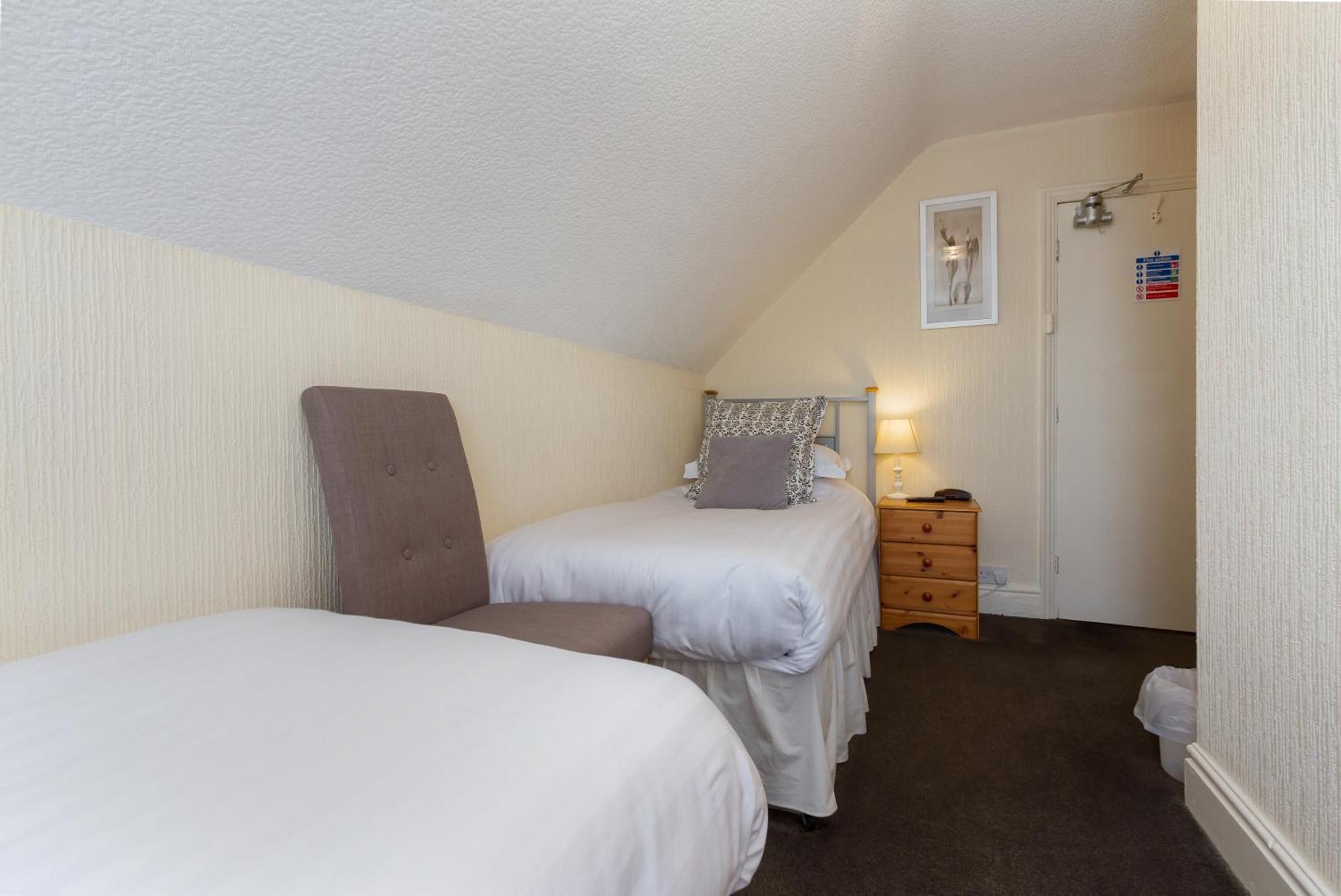 The Beechcliffe Hotel - Over 35'S Only Blackpool Kamer foto